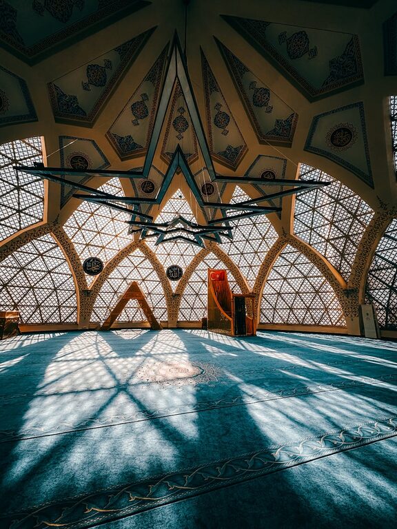 Mindful Breaks You Can Take in Five Minutes